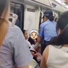 DƬ